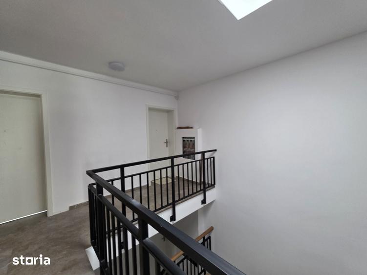 Apartament cu 3 camere tip penthouse, terasa 22mp, Sanpetru - 2