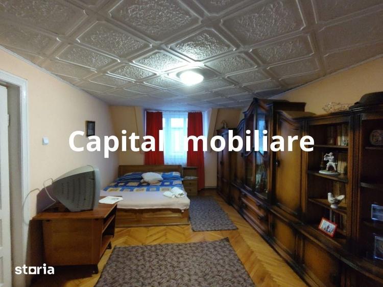 Casa cu mansarda, 7 camere, anexe, Sanmartin - 9
