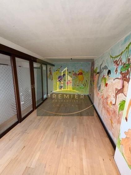 Apartament cu 4 camere decomandat, mobilat în Crângași