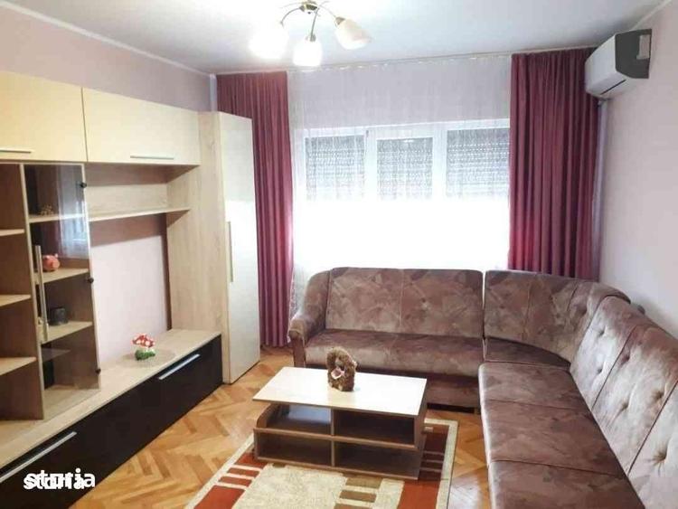 Apartament cu 2 camere în Micro 20