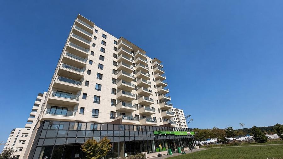 Apartament cu 2 camere semidecomandat, mobilat în Băneasa