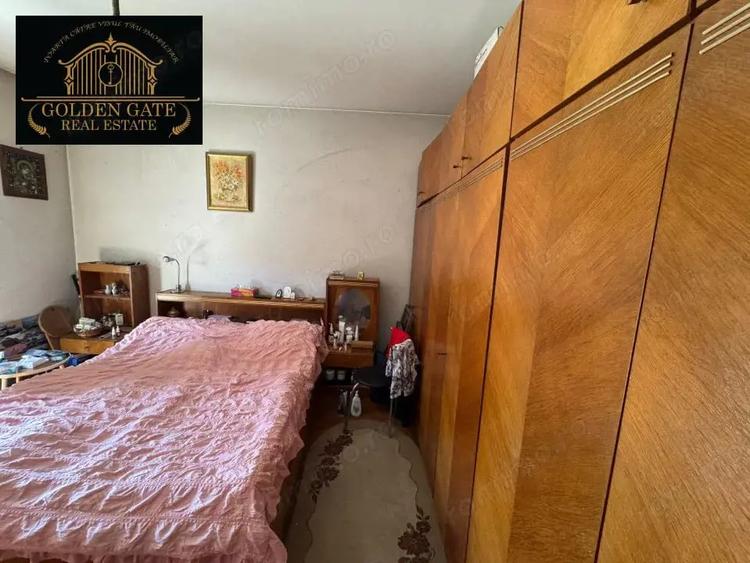 Casă cu 10 camere cu Centrală Termică în Moșilor