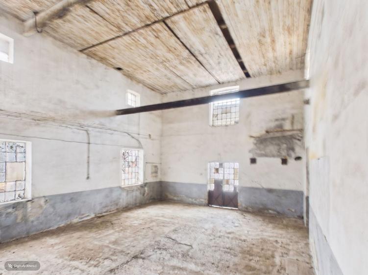 Spațiu industrial, de 750 mp, în Secusigiu