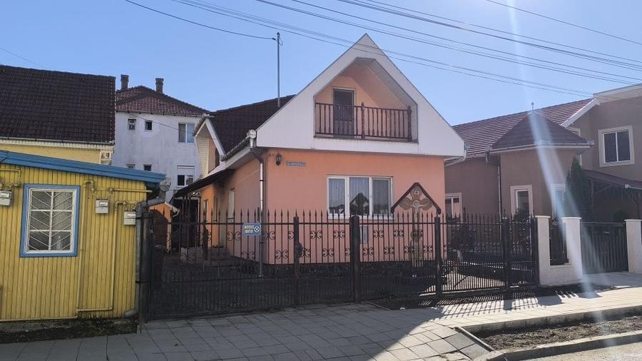 Casă cu 2 camere în Central