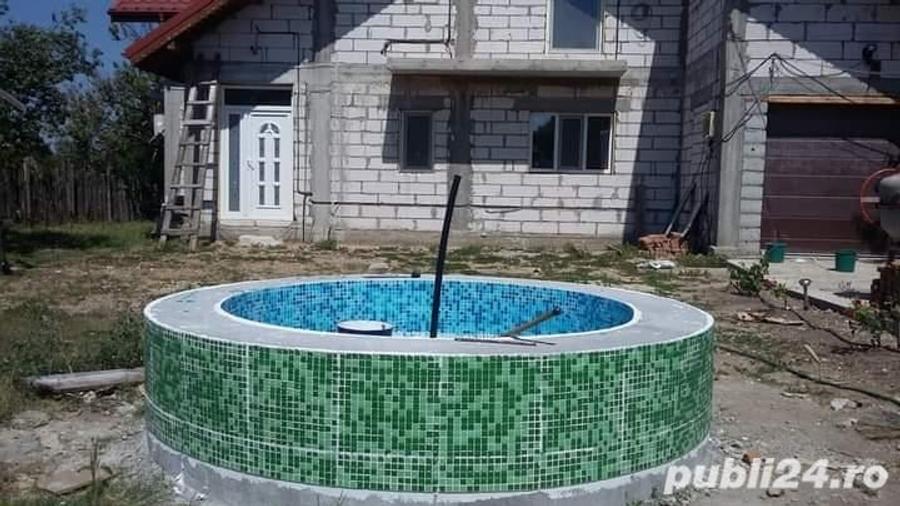 Casă cu 5 camere cu Teren 2600 Mp în Conțești