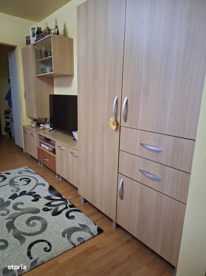 Apartament cu 2 camere, mobilat în Central