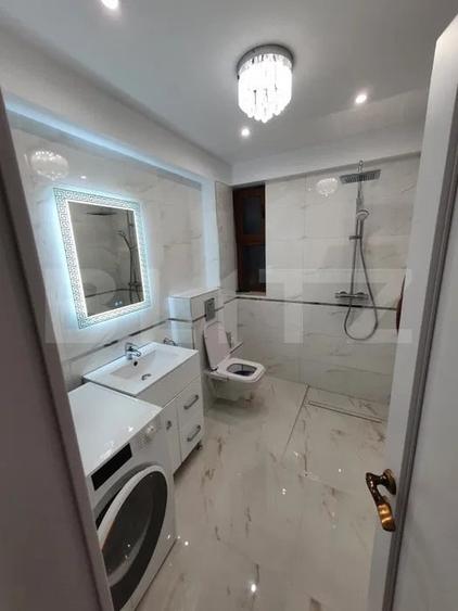 Apartament cu 3 camere decomandat, mobilat în Centru Civic
