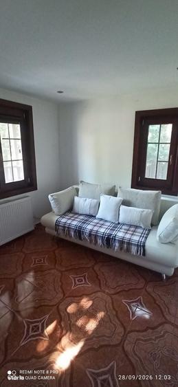 Casă cu 4 camere cu Teren 2259 Mp în Ghioroc
