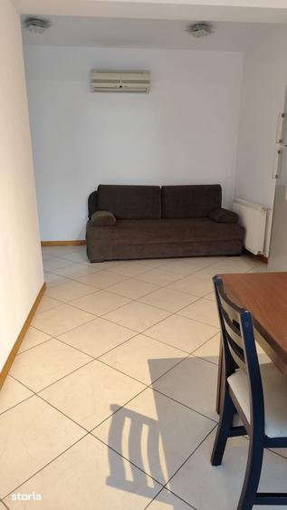 Apartament cu 3 camere în Ghiroda
