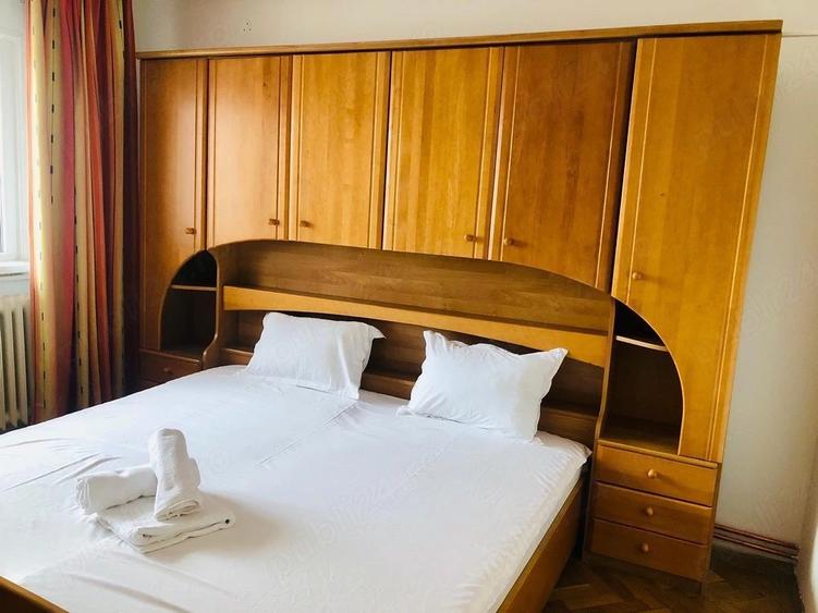 Apartament cu 4 camere decomandat în Ultracentral