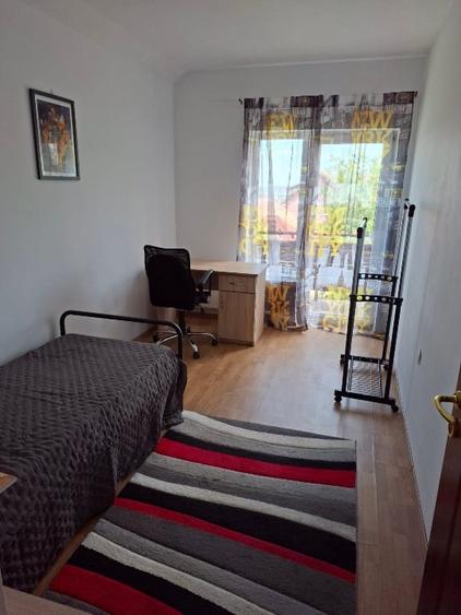 Duplex cu 5 camere cu Teren 220 Mp în Bună Ziua