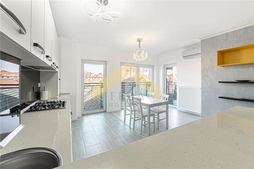 Apartament cu 2 camere decomandat în Ultracentral
