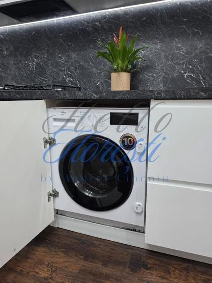 Apartament cu 3 camere semidecomandat în Florești