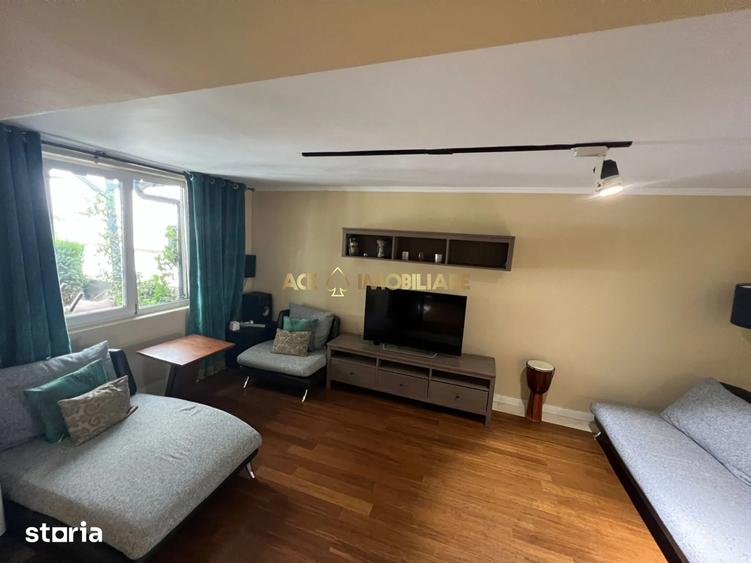 Apartament cu 4 camere decomandat, mobilat în Calea Călărașilor