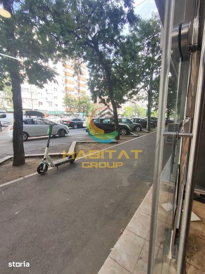 Spațiu comercial, de 24 mp, în Moșilor