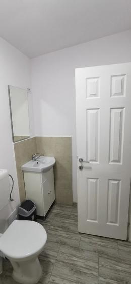 Spațiu comercial, de 120 mp, în Cătămărești