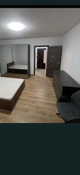 Apartament cu 2 camere semidecomandat în Astra
