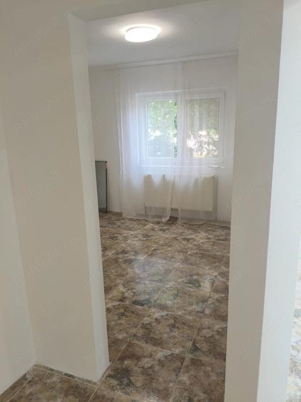 Apartament cu 2 camere decomandat în Soarelui