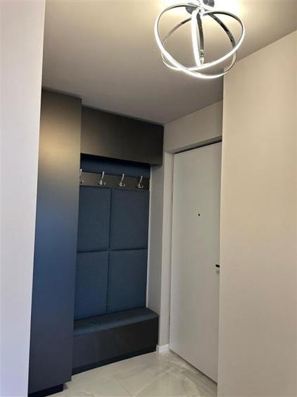 Apartament cu 2 camere semidecomandat, mobilat în Zorilor
