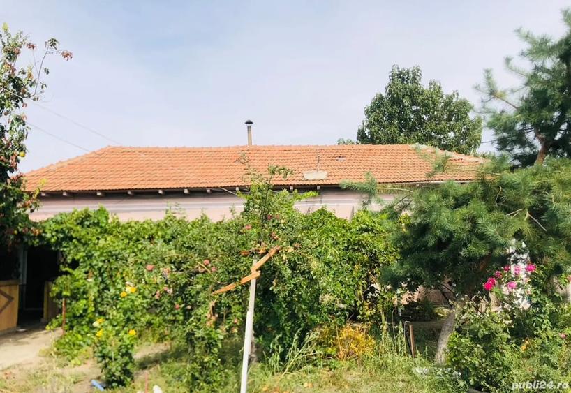 Casă cu 5 camere în Țigănești