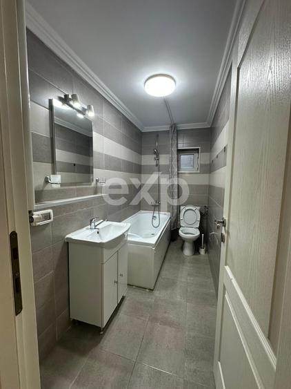 Apartament cu 2 camere decomandat în Sebastian