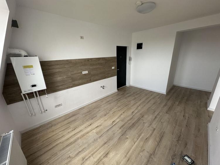 Apartament cu 2 camere semidecomandat în Bucovina