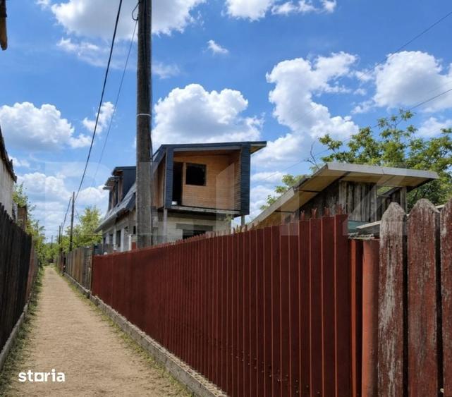 Casă cu 3 camere cu Teren 335 Mp în Cernele