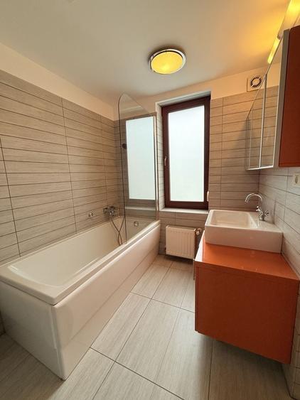 Apartament cu 4 camere în Calea Victoriei