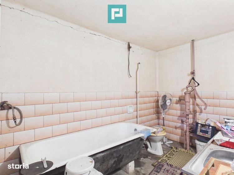 Casă cu 4 camere cu Teren 4065 Mp în Dorobanți