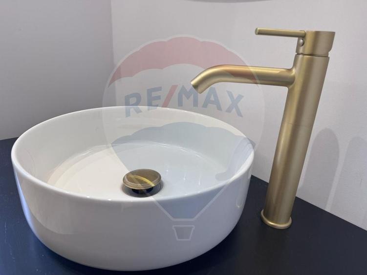 Apartament cu 2 camere decomandat, mobilat în Universitate
