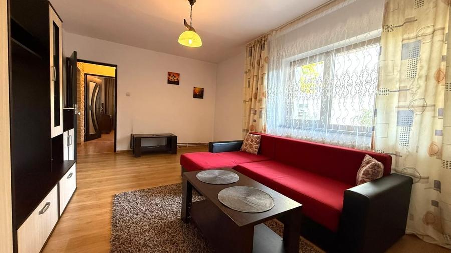 Apartament cu 2 camere decomandat în Între Lacuri