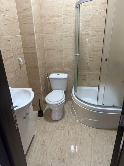 Apartament cu 3 camere decomandat în Militari