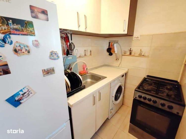 Apartament cu 2 camere nedecomandat în Letea Veche