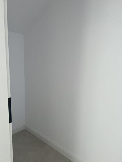 Duplex cu 5 camere cu Canalizare în Ghiroda