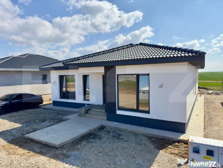 Casă cu 4 camere cu Teren 500 Mp în Sântandrei