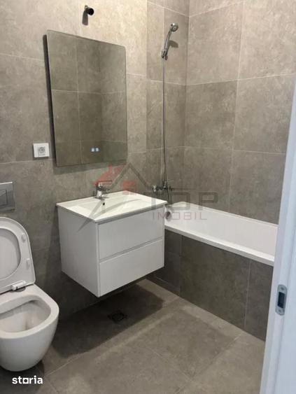 Apartament cu 2 camere în Baza 3
