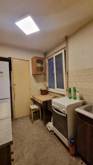 Apartament cu 2 camere decomandat în Sala Palatului