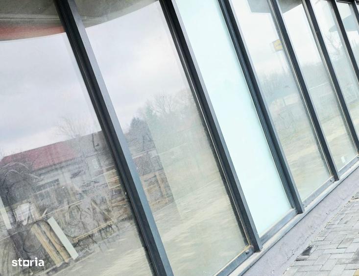 Spațiu comercial, de 460 mp, în Galata