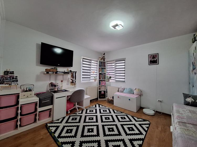 Apartament cu 2 camere decomandat, mobilat în Florești — fotografia 2