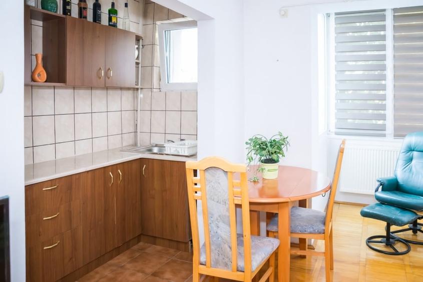 Apartament cu 2 camere semidecomandat în Floreasca