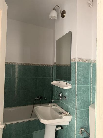 Garsonieră decomandată în Hipodrom