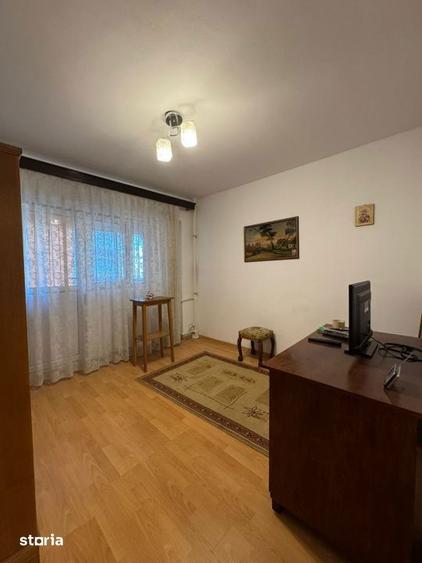 Apartament cu 4 camere decomandat, mobilat în Rahova