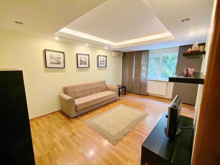 Apartament cu 3 camere decomandat în Popa Șapcă