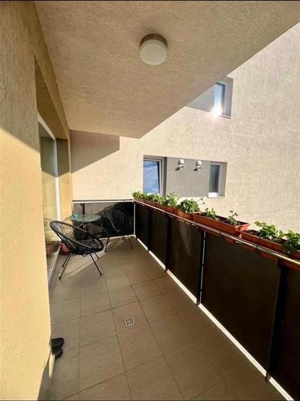 Apartament cu 2 camere decomandat în Răcădău