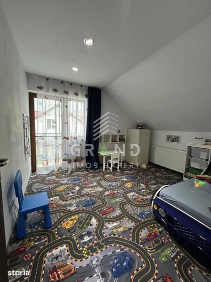 Casă cu 5 camere cu Teren 200 Mp în Mănăștur
