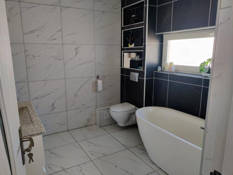 Duplex cu 3 camere cu Teren 250 Mp în Budiului