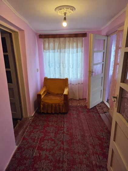 Casă individuală cu 4 camere cu Teren 1100 Mp în Central