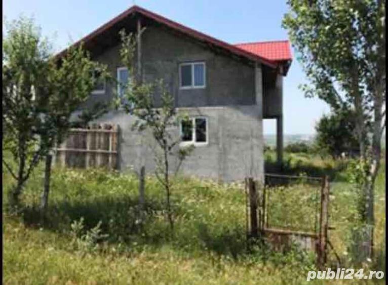 Casă cu 6 camere cu Teren 1300 Mp în Rediu