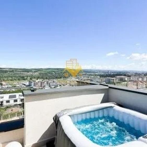 Apartament cu 3 camere semidecomandat în Central