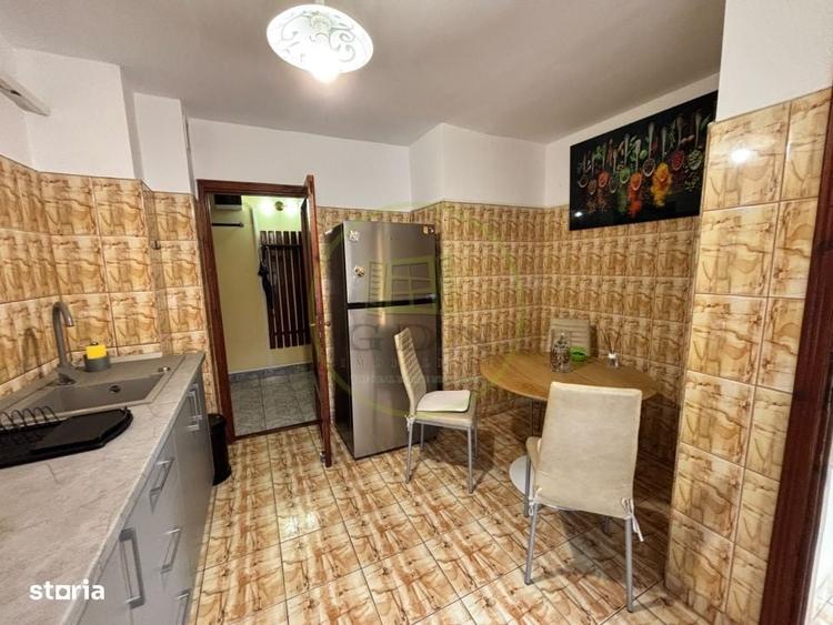 Apartament cu 3 camere decomandat în George Enescu